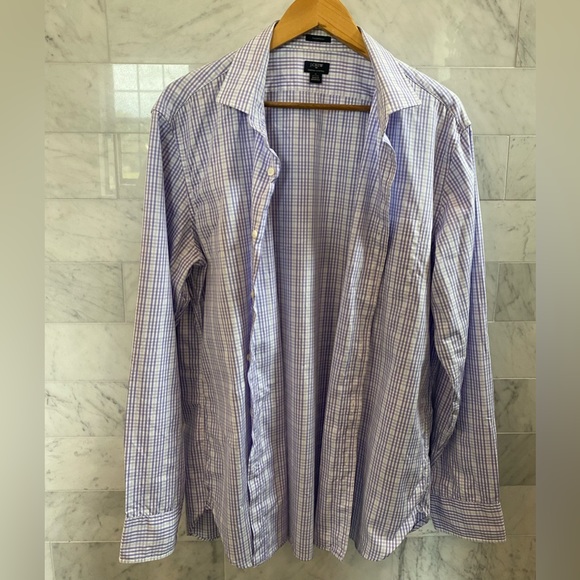 Mens J. Crew Factory Dress shirt in a light purple plaid 👔 - Picture 3 of 9